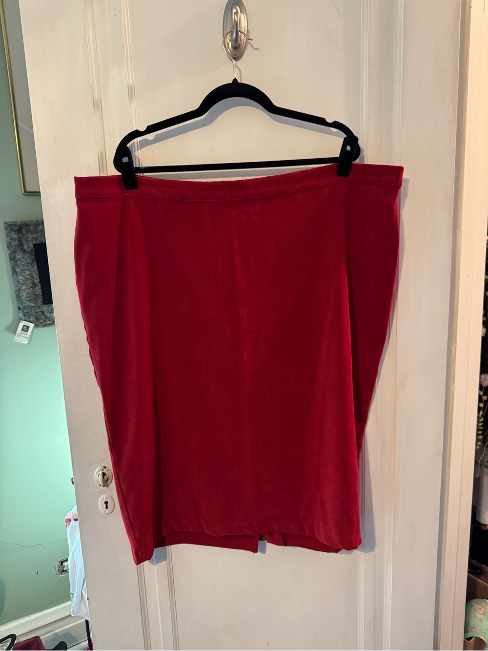 fluff Red Velvet Pencil Skirt